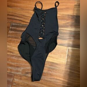 Mandalynn Black Lace-Up One Piece Swimsuit XS Cutout Mesh High Leg (0928)